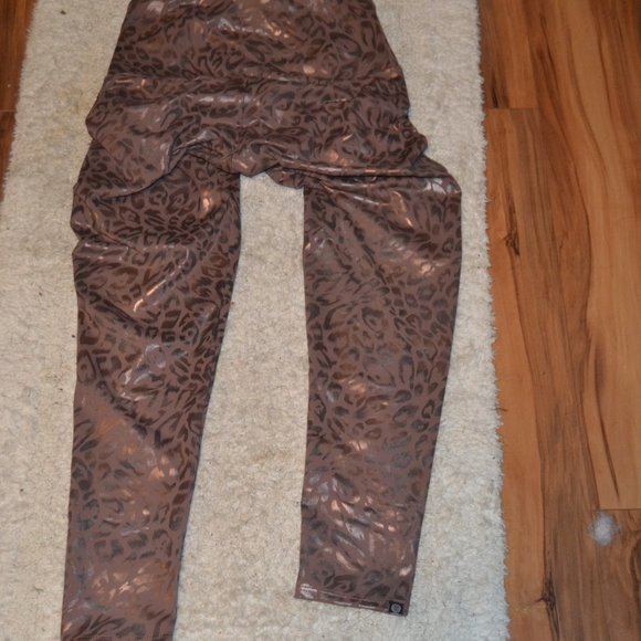 Onzie Leggings size s/m - Picture 2 of 2